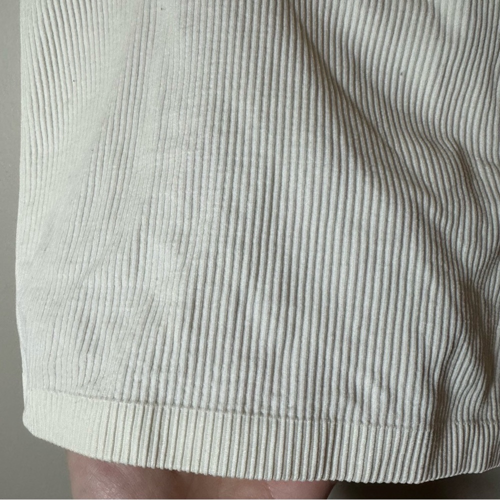 Out From Under Urban Outfitters White Ribbed Halter Top Size Small - Picture 5 of 6